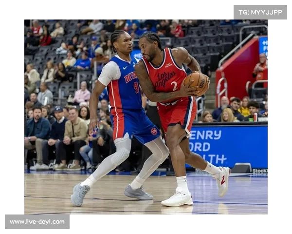 伦纳德在快船主场爆发，单场砍下31分率条纹队48-45击败世界队